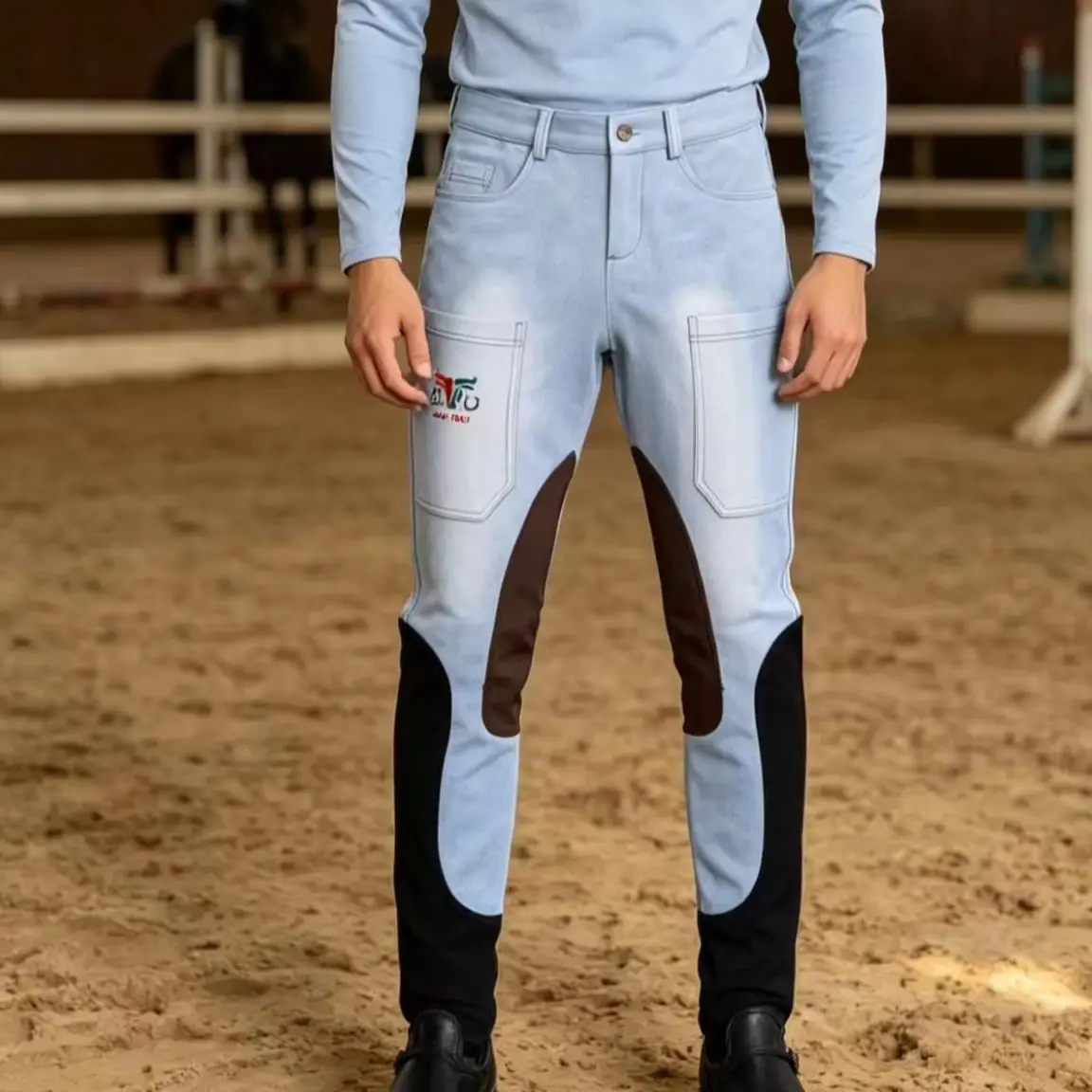 Professionelle Reithose mit Vollsilikonbesatz, schnelltrocknend, elastisch, eng anliegend, rutschfest, strapazierfähig. Image