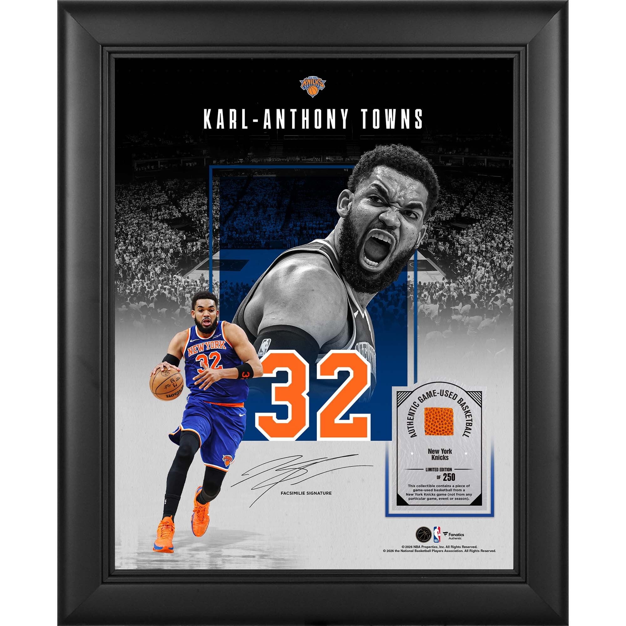 Karl-Anthony Towns, New York Knicks, Faksimile-Unterschrift, gerahmte 11" x 14" Showcase-Collage mit einem Stück eines im Spiel verwendeten Basketballs - Limitierte Auflage von 250 Stück