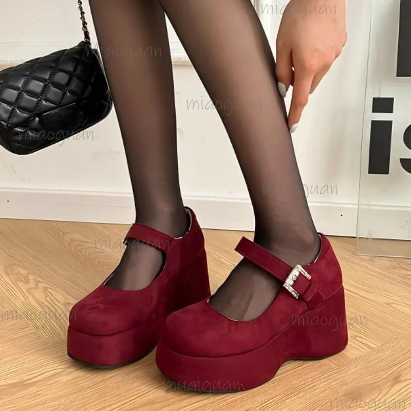 Vintage-Stil, schwarze Plattform, klobige Mary-Jane-Schuhe, Damen-Pumps aus Wildleder mit Strasssteinen und Schnallenriemen, Keilabsatz, Übergröße 34–42