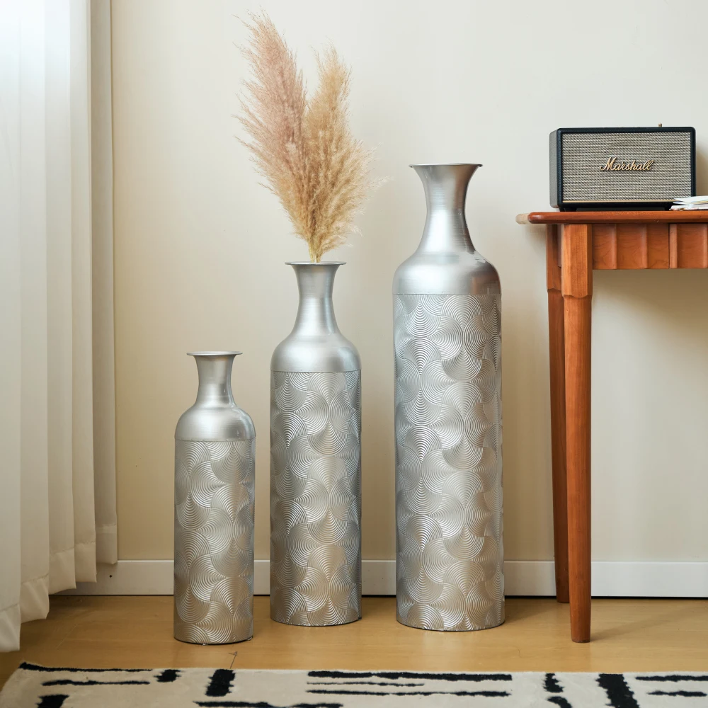 3-teiliges Set Wellenförmiger Bodenvasen Silber (50/66/83 cm) - Große Dekorative Metallvasen für Pflanzen, Wohnzimmer-Deko & Flur im Modernen Design