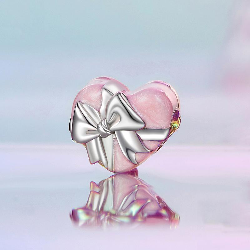 Sterling Silver Heart Gift Box Charm Bead With Platinum Plating For Charm Bracelets Sterling Silver Heart Gift Box Charm Bead With Platinum Plating For Charm Bracelets