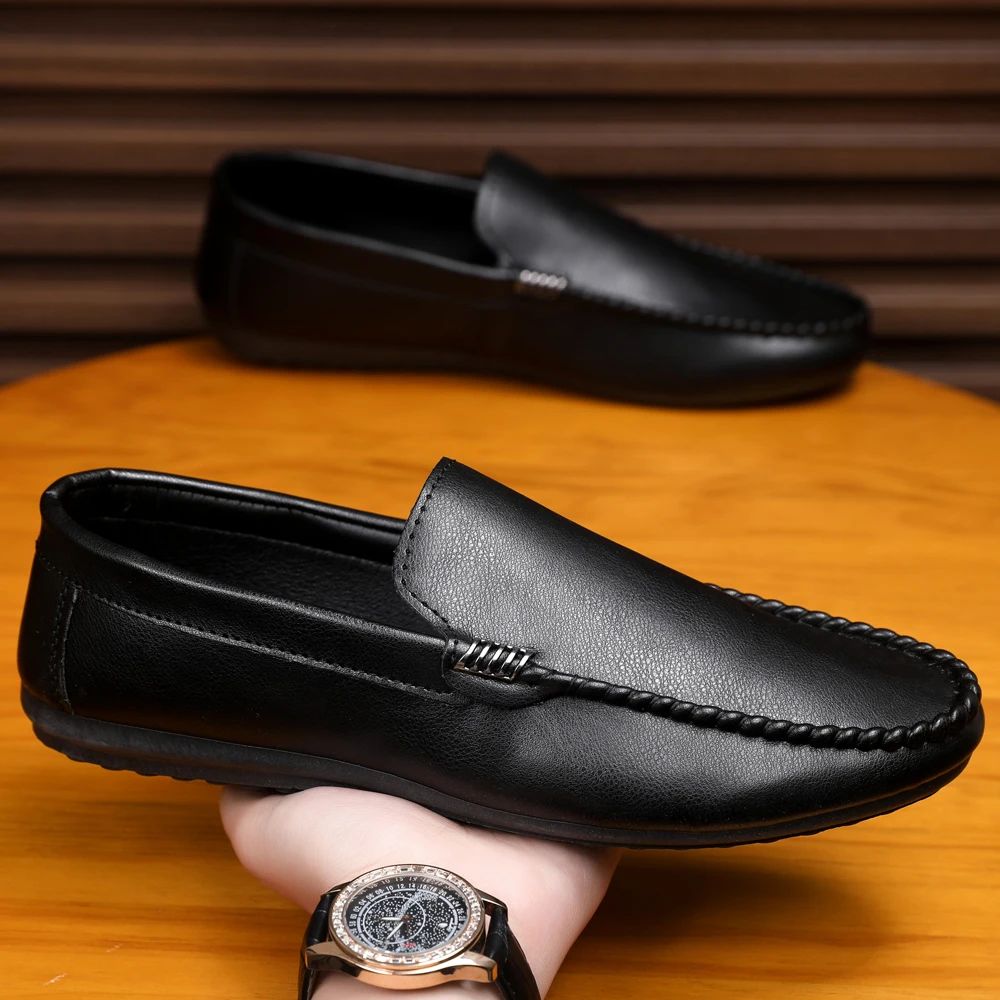 Im Jahr 2025, die neuen lässigen Sojabohnen-Schuhe für Herren sind modisch und vielseitig und Herren-Arbeitsschuhe in Schwarz und Braun, Größe 39-46.