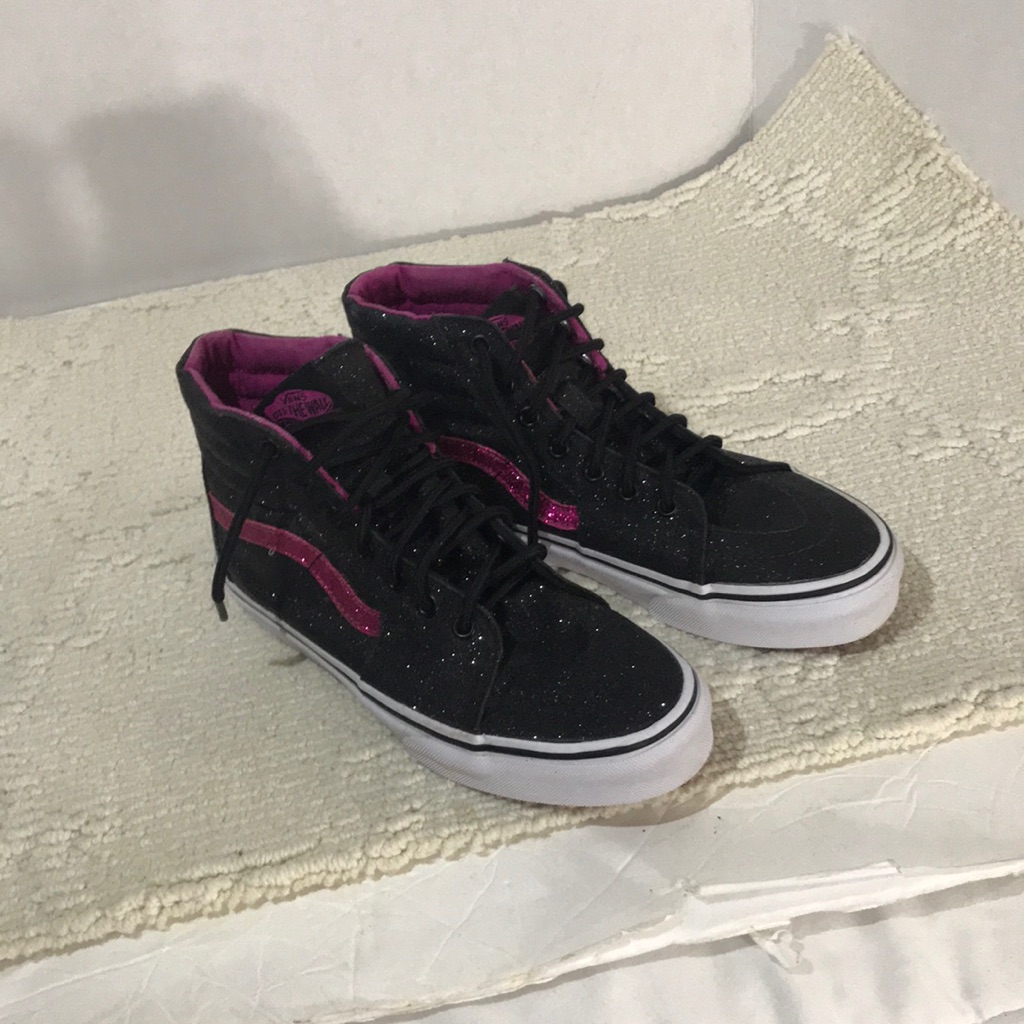 Vans Shoes | Vans Size 3.5 Kids Good Condition | Color: Black/Pink | Size: 3.5bb