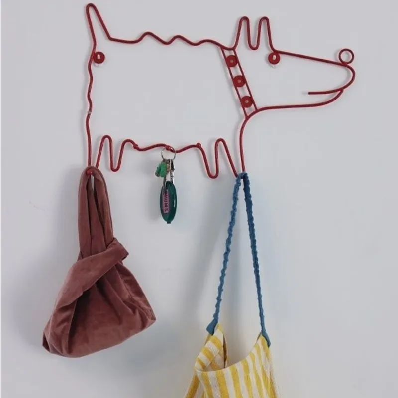MOMO Dekorativer Eingang Vintage Roter Hund Metall Niedliche Garderobe Dopamin Tier Minimalistisch Modern Skandinavische Haken