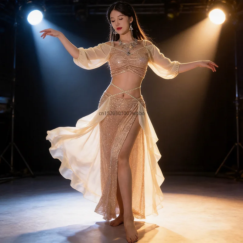 Tenue de danse orientale pour femmes, jupe longue brillante, vêtements de danse de groupe féminin, haut et jupe de danse orientale, costumes à paillettes scintillantes