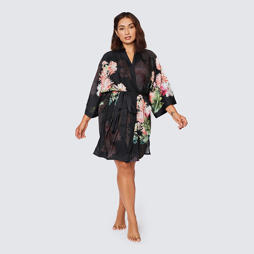 Coral Chrysanthemum Plus Size Kimono Robe - Short | KIM+ONO - black (final sale) / plus size