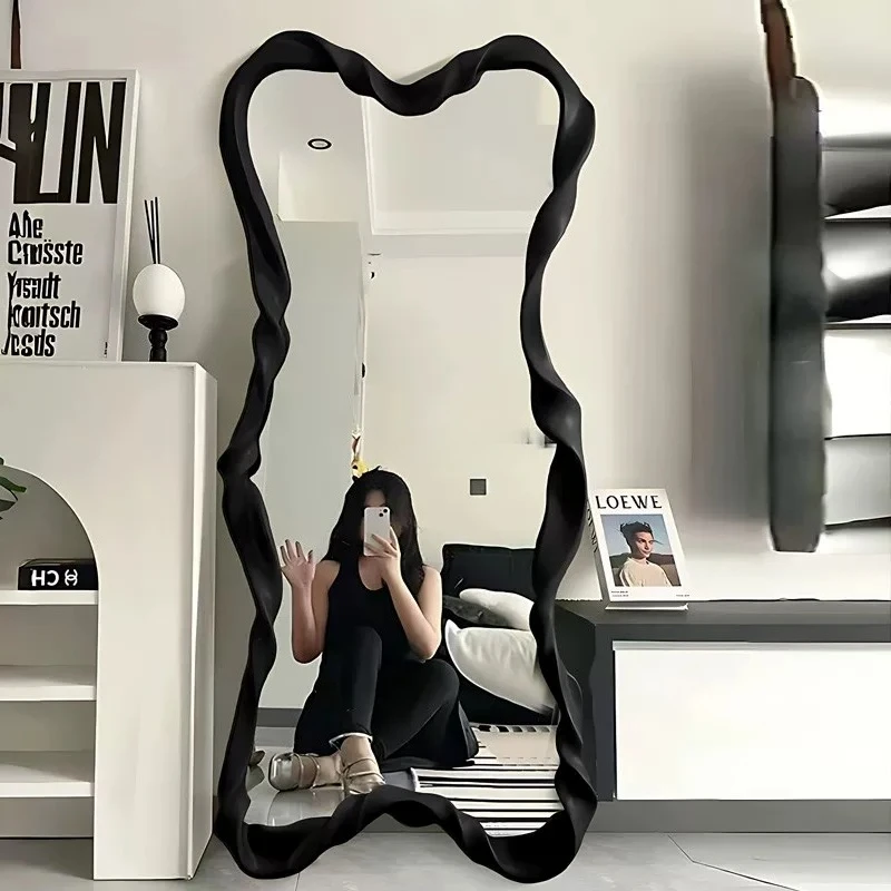 Design-Schminkspiegel Ganzkörper-Standspiegel Ästhetische Regal-Dekospiegel Ganzkörper-Designer-Spiegel Wohnzimmermöbel