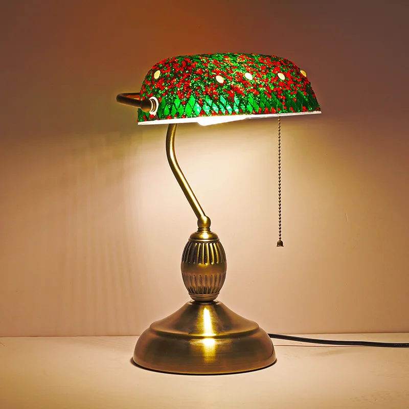 Besondere handgefertigte Glaslampe, Vintage-Bank-Schreibtischlampe, Schlafzimmer, Wohnzimmer, Esszimmer, Hotel, Gastfamilie, Mosaikglas-Schreibtischlampe