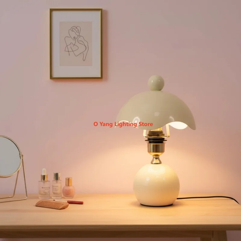 Lampe en coquille d'œuf, lampe de chevet pour chambre à coucher, lampe polyvalente pour salon, lumière d'ambiance décorative, lampe d'intérieur, lampes sur pied