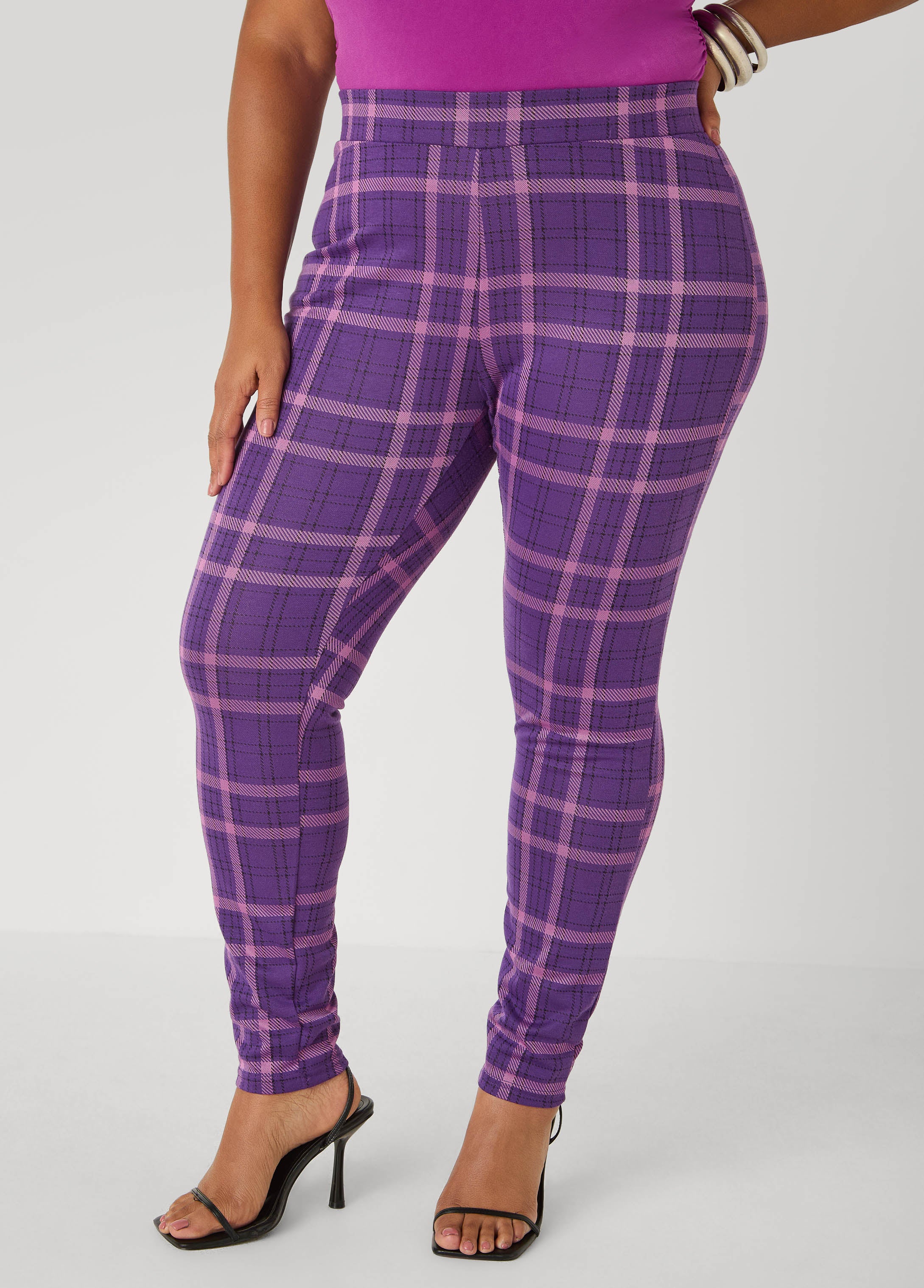 Plus Size Pull On Plaid Leggings