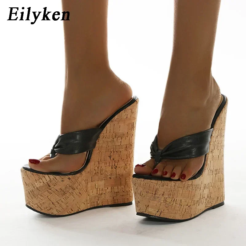 Eilyken Neue Design Clip Toe Wedges Plattform Frauen Hausschuhe Sommer Sexy Super High Heels Maultiere Sandalen Flip-Flops Damen Schuhe