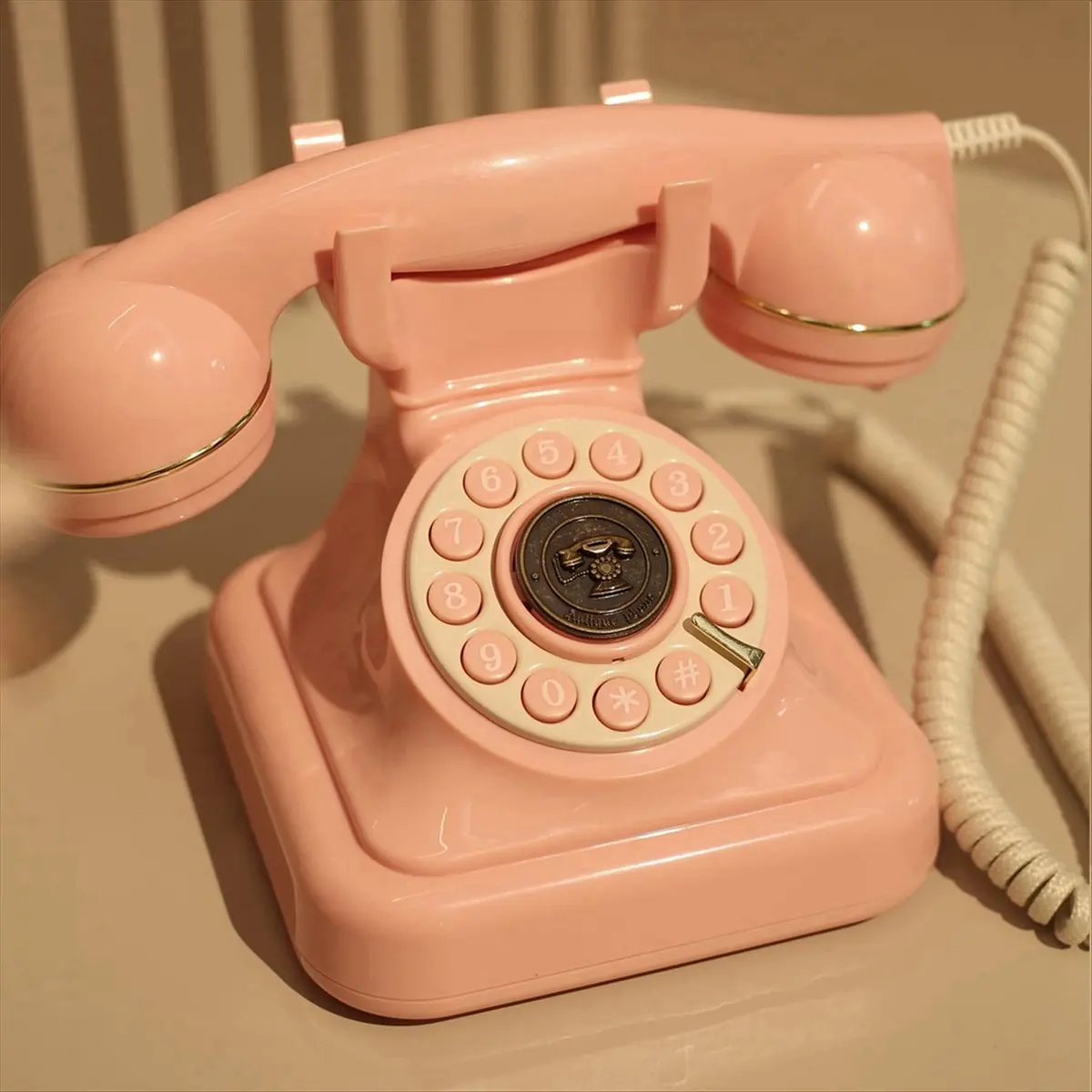 DT81/Retro Style Wired Dial Telephone Plug-in Home Fixed Landline Antique European Office Telephone Fashion Decoration Pink