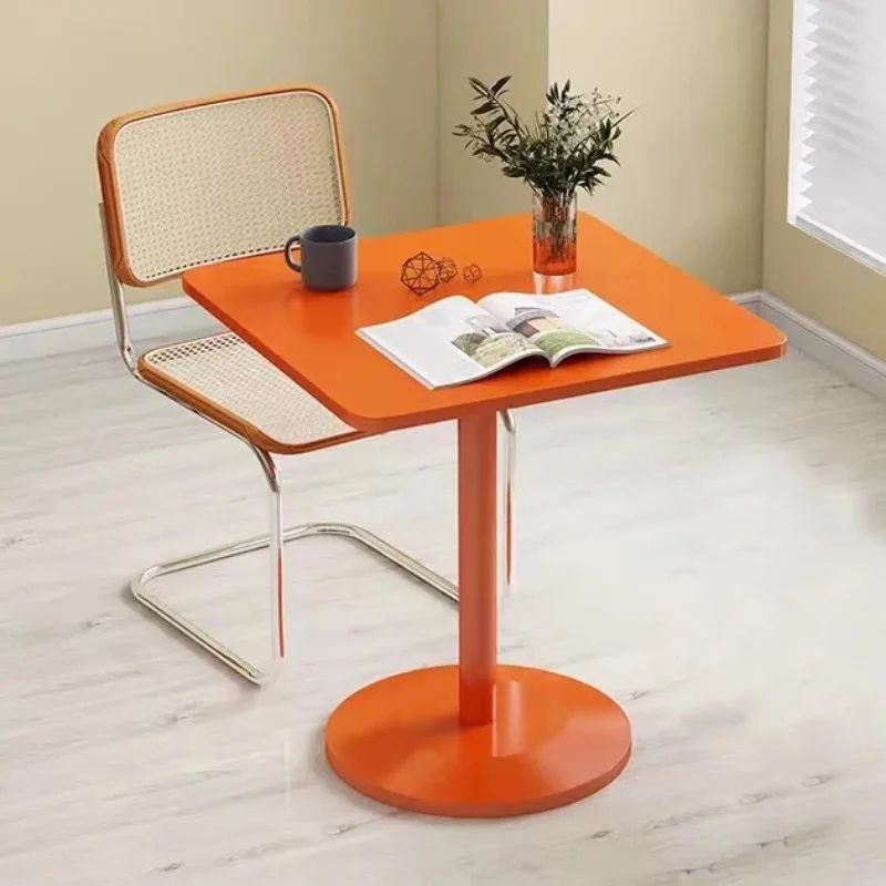 Table d