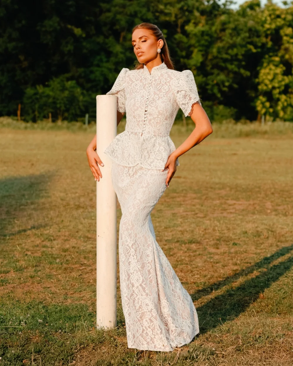 Customized Modern Style Women Lace Ruched Pleat Mermaid Evening Dress Fashion High Collar Short Sleeves Floor Lenght Party Gowns