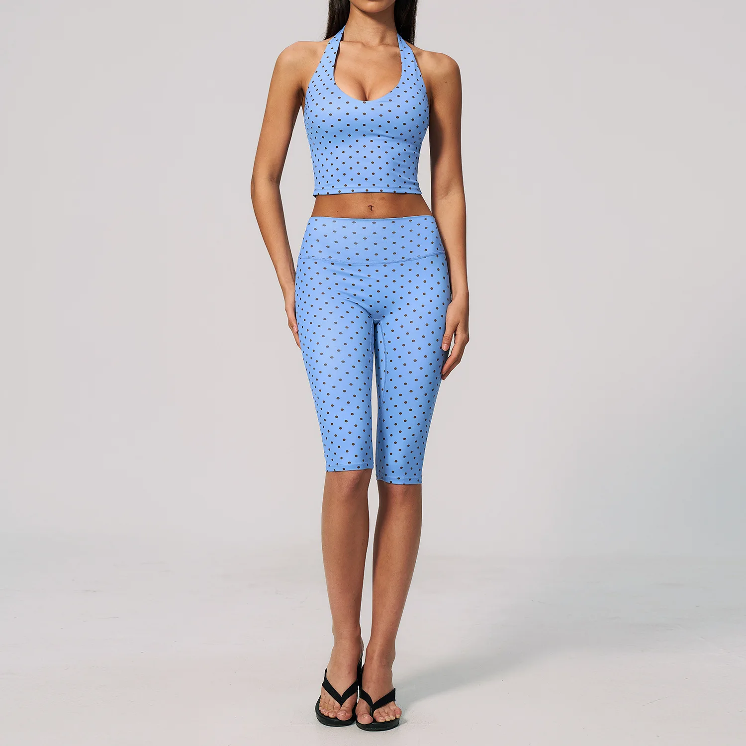 Ensemble de yoga 2 pièces pour femme, motif pois, vêtements de sport, soutien-gorge de sport halter, short de sport assorti, ensembles d'entraînement, tenues de gym