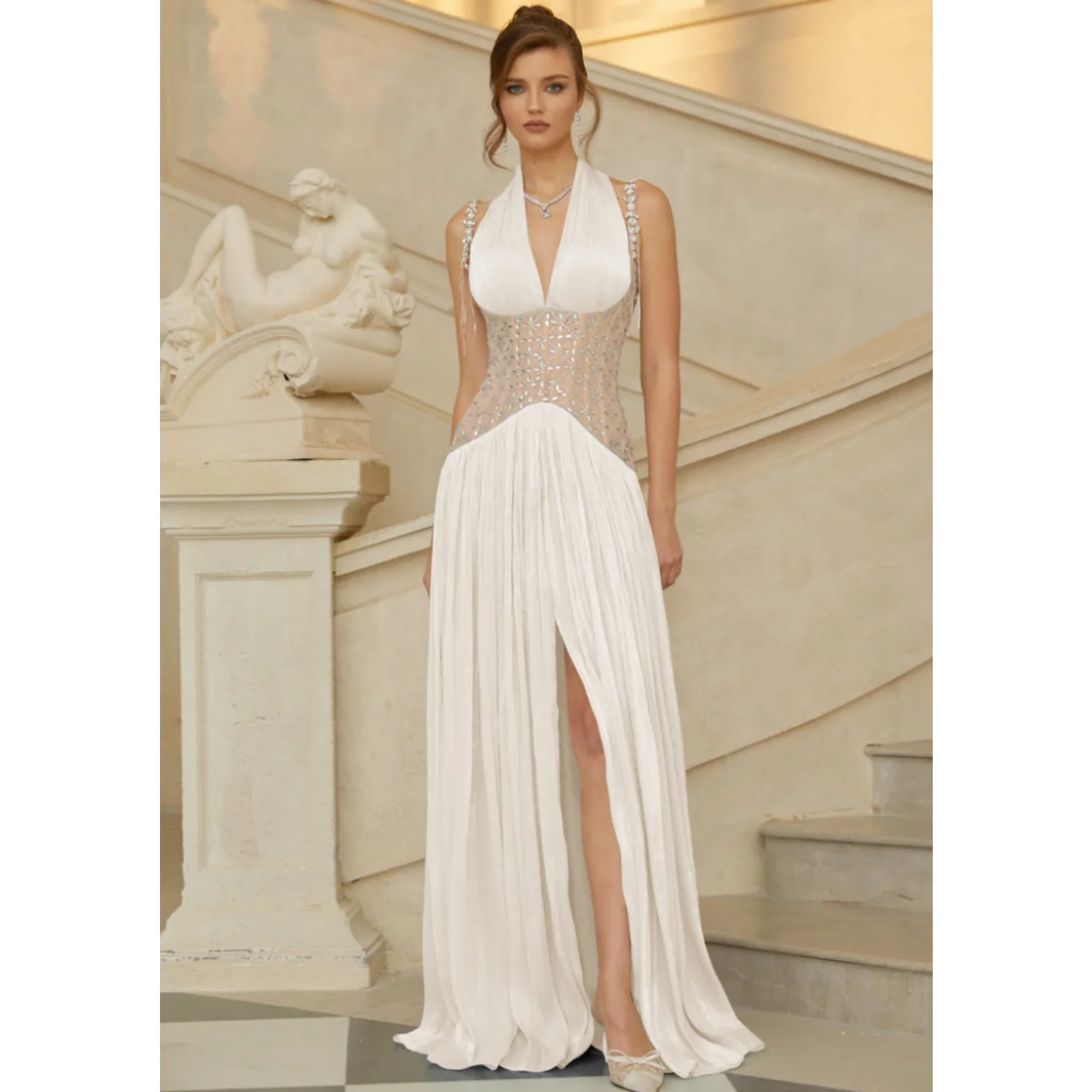 Vintage White Evening Dresses Halter Neck Prom Dress Charming Ruffles Crystals Sleeveless Party Dress Zipper Customized