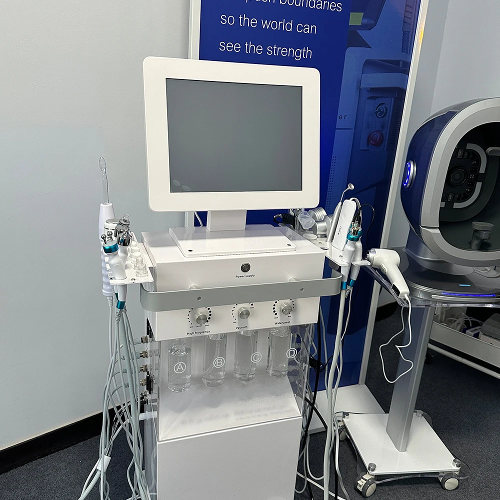 Appareil de soin du visage Hydra Oxygène 15 en 1, rajeunissement cutané, raffermissement du visage, machine à vide pour le soin de la peau avec analyse cutanée, peeling à l