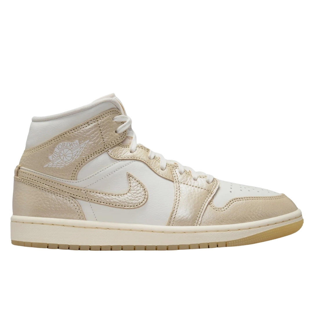 Nike Air Jordan 1 Mid Se Metallic Team Gold Sneaker