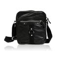 s.Oliver (Bags) Casual Washed Bag 97.311.94.8926, Herren Messengertaschen, Schwarz (Schwarz 9999), 21x26x7 cm (B x H x T)