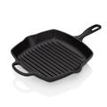 Le Creuset Signature Enamelled Cast Iron Grillit Frying Pan With Helper Handle and Two Pouring Lips, For All Hob Types and Ovens, 26 cm, Matte Black, 201832600