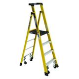 WERNER PD7304-4C 7 ft Fiberglass Podium Stepladder