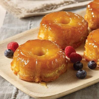 Omaha Steaks Pineapple Upside-Down Cakes 8 Pieces 4.9 oz Per Piece