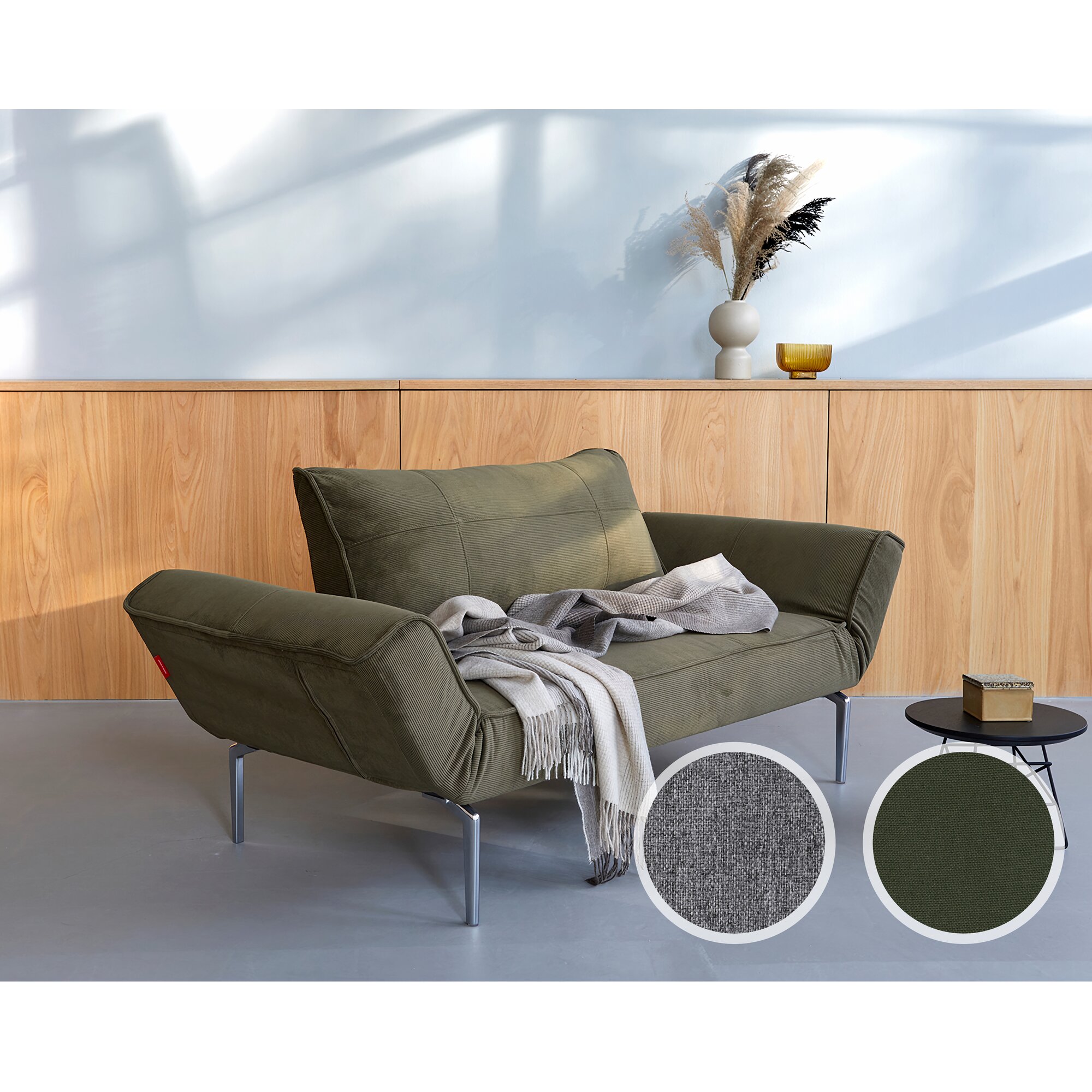 Innovation »ZEAL« Design-Sofa 515 Nist Blue / Laser Stahl Schwarz matt