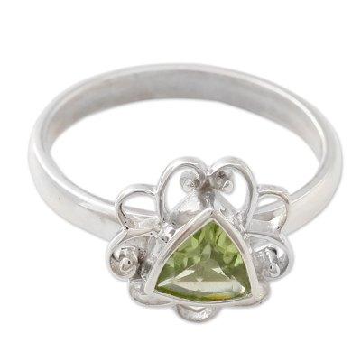 Peridot cocktail ring, 'Delhi in Green'