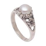 Cultured Freshwater Pearl Sterling Silver Solitaire Ring 'Eden's Promise in White'