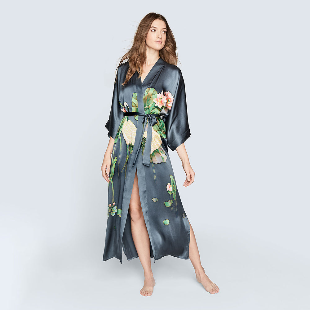 KIM+ONO Kimono Robe | Silk Handpainted Crane Long Kimono Robe | Silk | Night Shadow | Long