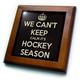 3dRose We Cant Keep Calm Its Hockey Season Fliese mit schwarzem und goldfarbenem Rahmen, 15,2 x 15,2 cm, Holz/Keramik, Mehrfarbig, 20,3 x 20,3 cm