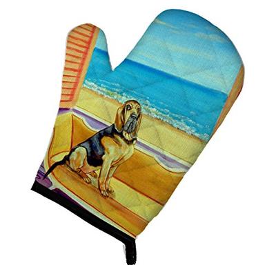 Caroline's Treasures 7191OVMT Bloodhound Couch Sitting Oven Mitt, Large, multicolor